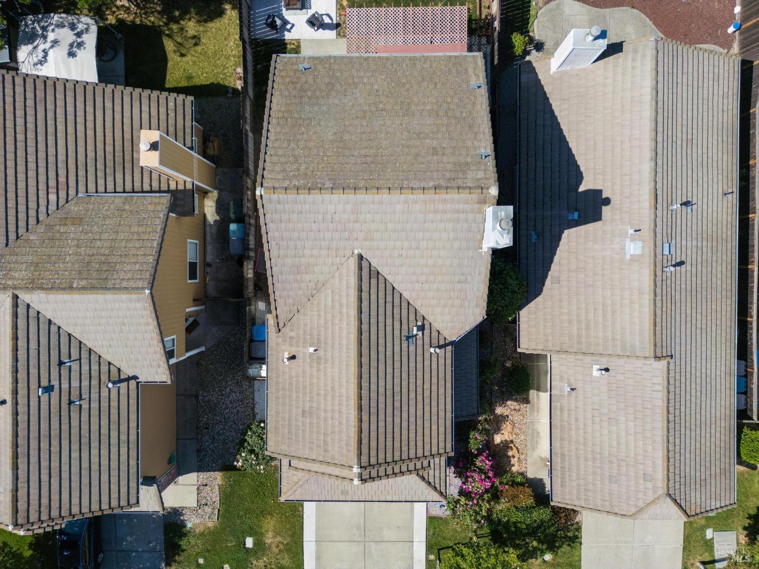 Detail Gallery Image 35 of 42 For 115 American Way, Vacaville,  CA 95687 - 3 Beds | 2/1 Baths