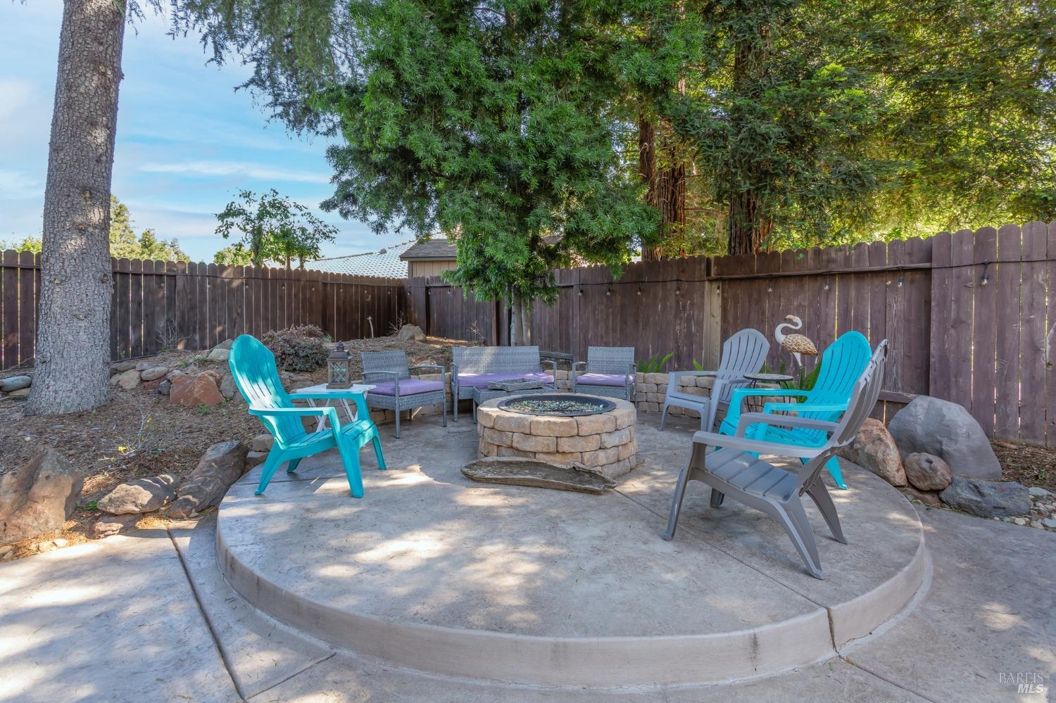 Detail Gallery Image 39 of 57 For 1025 Fallen Leaf Pl, Vacaville,  CA 95687 - 5 Beds | 3 Baths