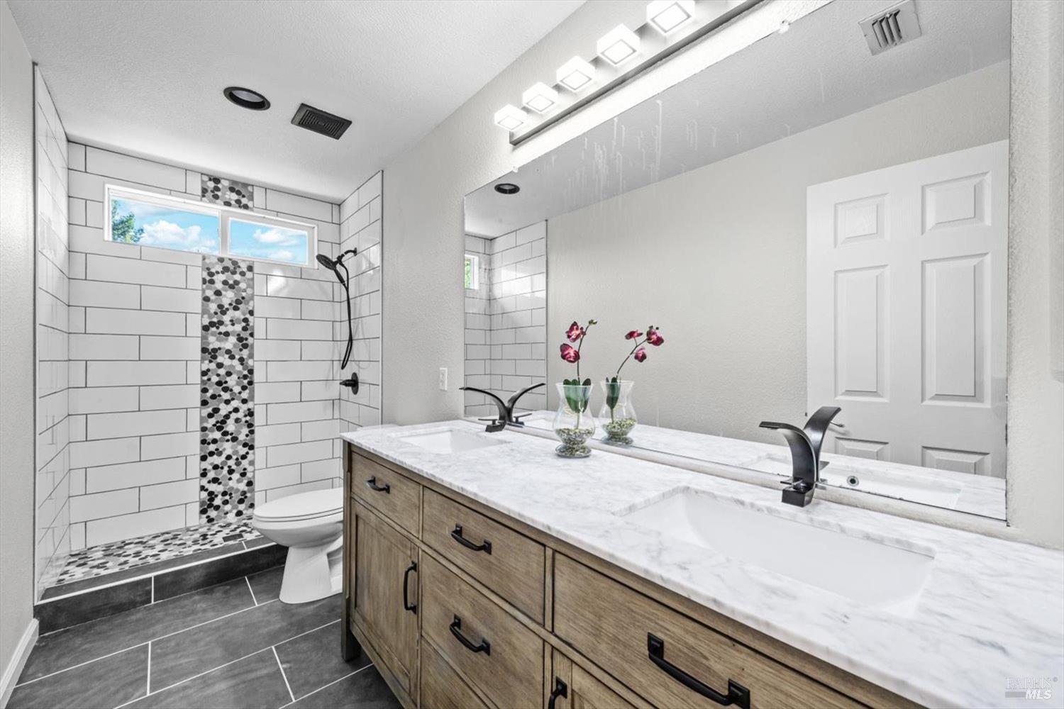 Detail Gallery Image 39 of 63 For 525 Boone Dr, Vacaville,  CA 95687 - 6 Beds | 3 Baths