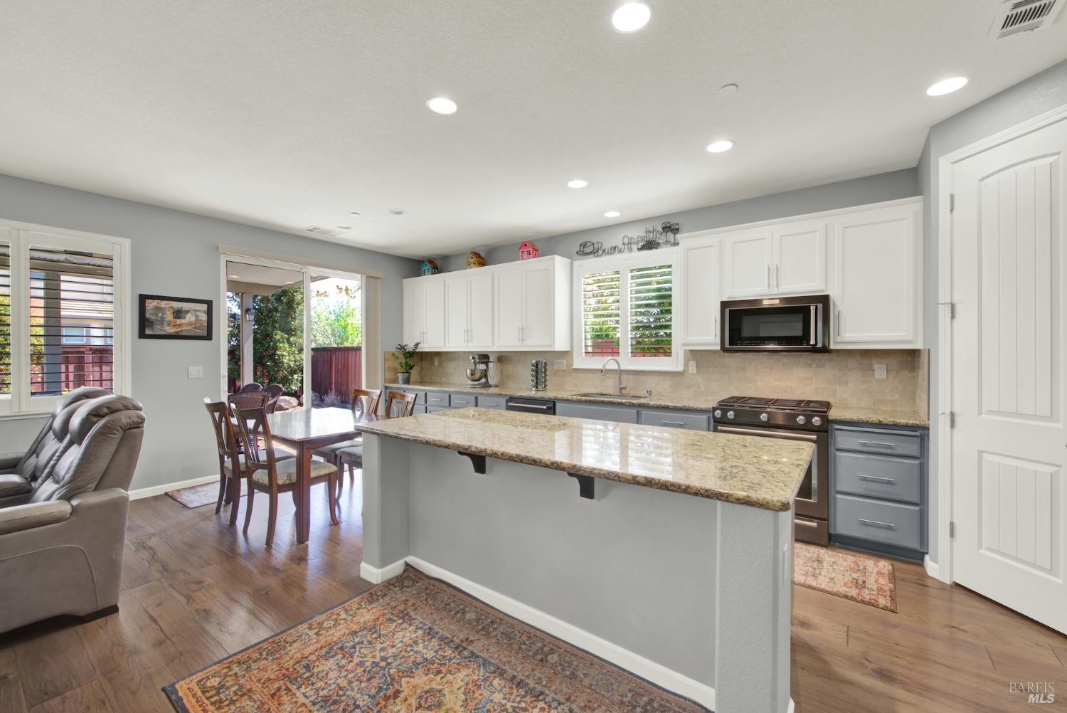 Detail Gallery Image 24 of 78 For 1870 Beacon Falls Way, Fairfield,  CA 94533 - 4 Beds | 3 Baths