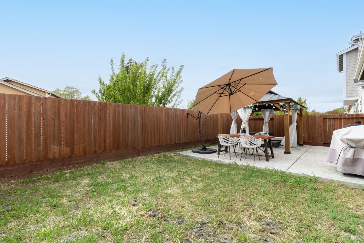 Detail Gallery Image 30 of 31 For 1434 Heather Dr, Santa Rosa,  CA 95401 - 3 Beds | 2/1 Baths