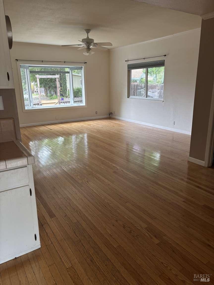 Detail Gallery Image 14 of 20 For 1607 Harley St, Calistoga,  CA 94515 - 1 Beds | 1/1 Baths