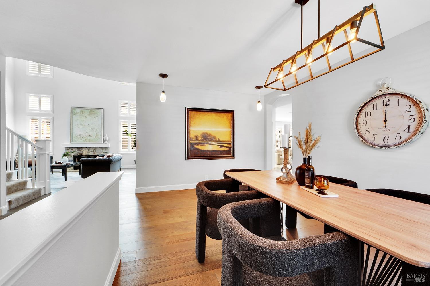 Detail Gallery Image 12 of 62 For 653 Robinson Way, Benicia,  CA 94510 - 5 Beds | 4 Baths