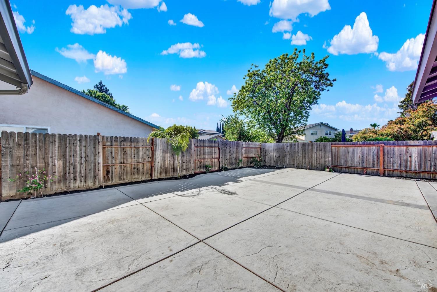 Detail Gallery Image 41 of 52 For 106 Ramsey Dr, Vacaville,  CA 95687 - 4 Beds | 2 Baths