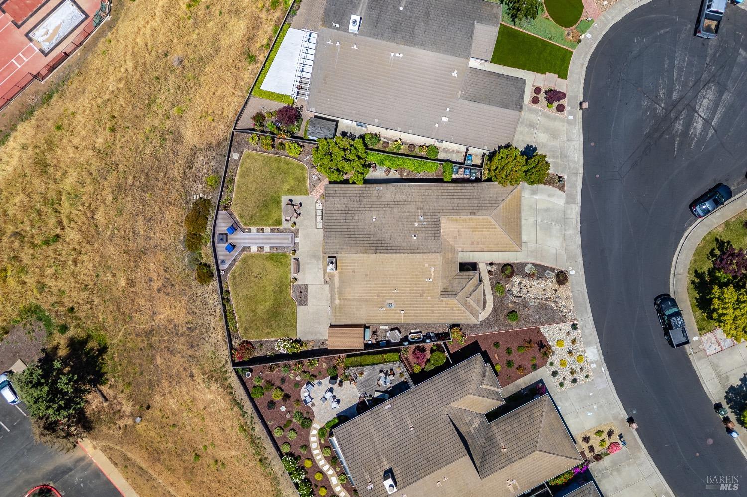 Detail Gallery Image 32 of 62 For 844 Corrigan Ct, Benicia,  CA 94510 - 3 Beds | 2 Baths
