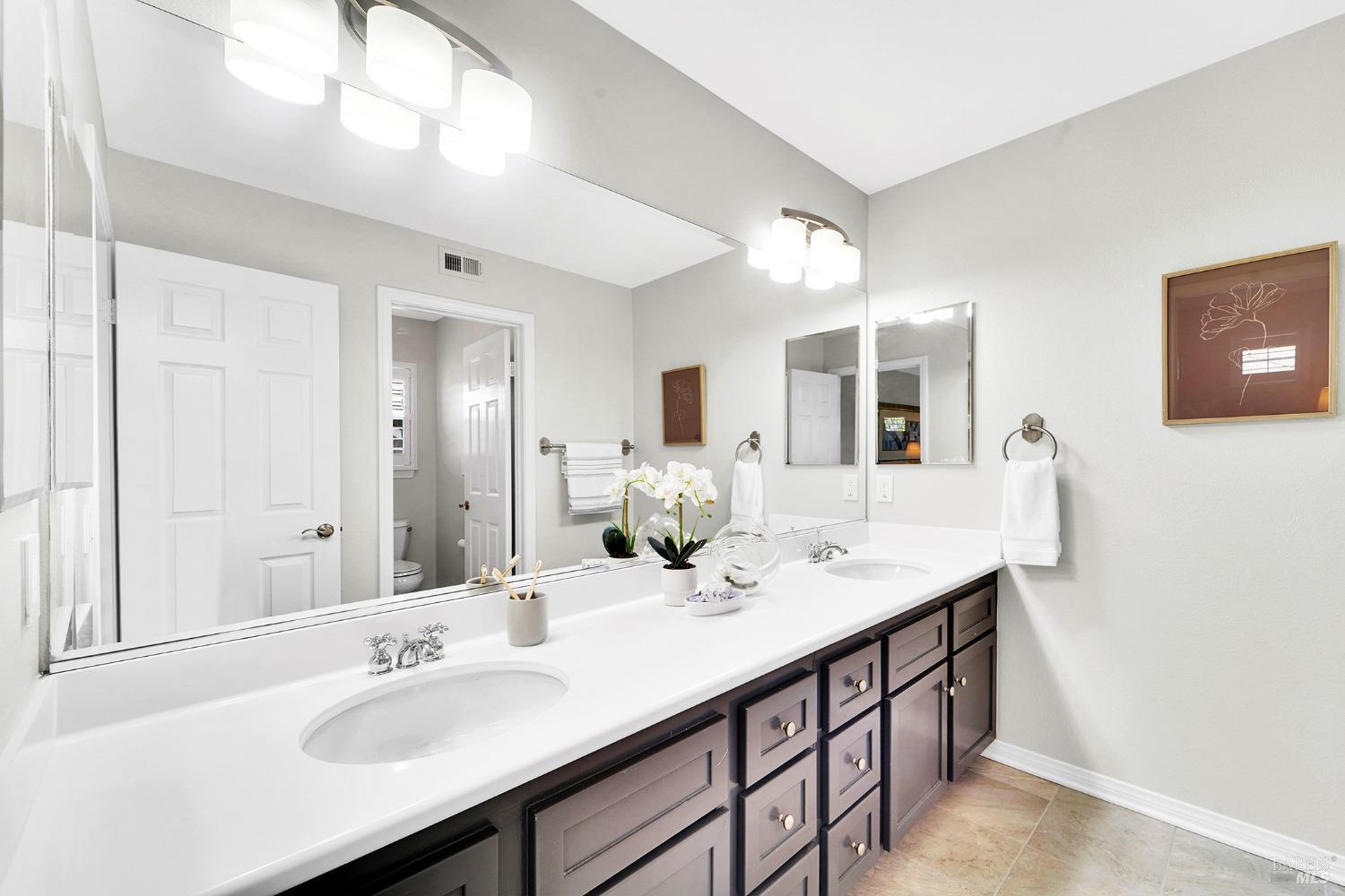 Detail Gallery Image 45 of 62 For 653 Robinson Way, Benicia,  CA 94510 - 5 Beds | 4 Baths