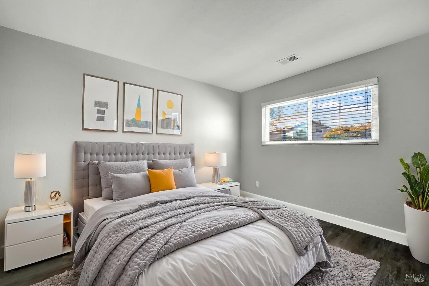 Detail Gallery Image 6 of 52 For 106 Ramsey Dr, Vacaville,  CA 95687 - 4 Beds | 2 Baths