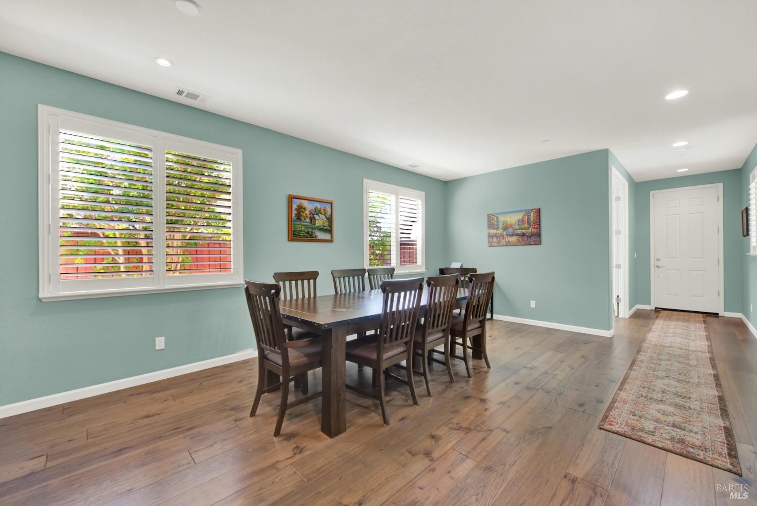 Detail Gallery Image 17 of 78 For 1870 Beacon Falls Way, Fairfield,  CA 94533 - 4 Beds | 3 Baths