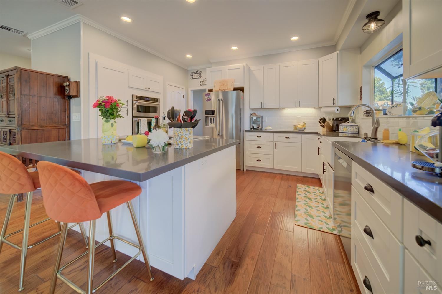 Detail Gallery Image 3 of 57 For 1025 Fallen Leaf Pl, Vacaville,  CA 95687 - 5 Beds | 3 Baths