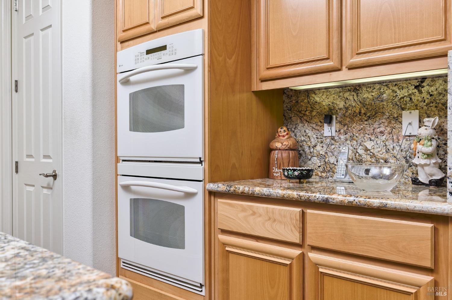 Detail Gallery Image 9 of 35 For 421 Redmont Ln, Rio Vista,  CA 94571 - 2 Beds | 2/1 Baths