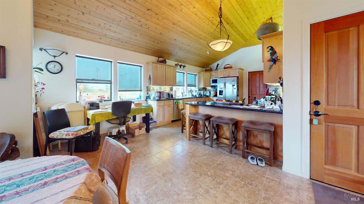 Detail Gallery Image 8 of 10 For 43661 Cypress Parkway Pkwy, Manchester,  CA 95459 - 3 Beds | 2 Baths