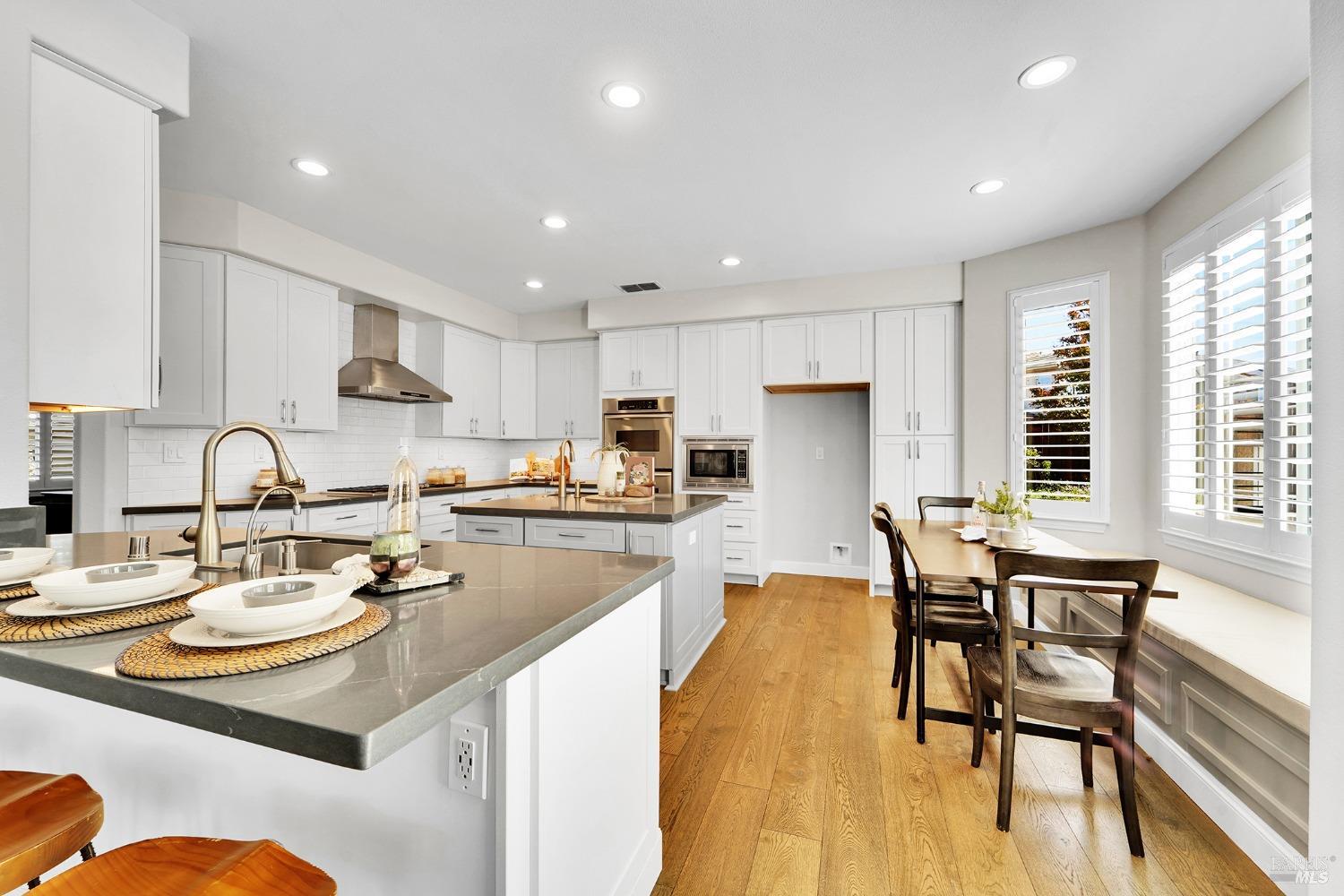 Detail Gallery Image 22 of 62 For 653 Robinson Way, Benicia,  CA 94510 - 5 Beds | 4 Baths