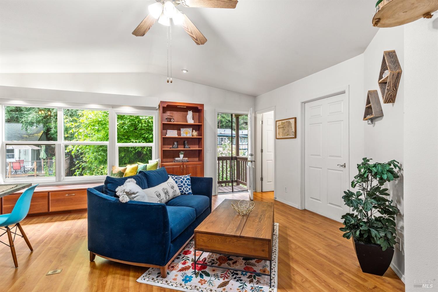 Detail Gallery Image 22 of 44 For 16635 Center Way, Guerneville,  CA 95446 - 3 Beds | 2/1 Baths