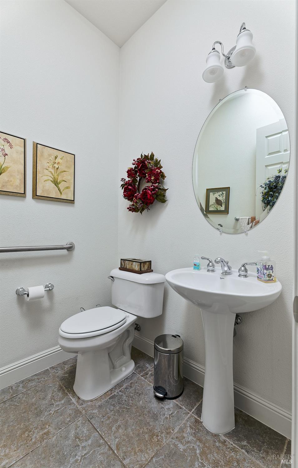 Detail Gallery Image 32 of 35 For 421 Redmont Ln, Rio Vista,  CA 94571 - 2 Beds | 2/1 Baths
