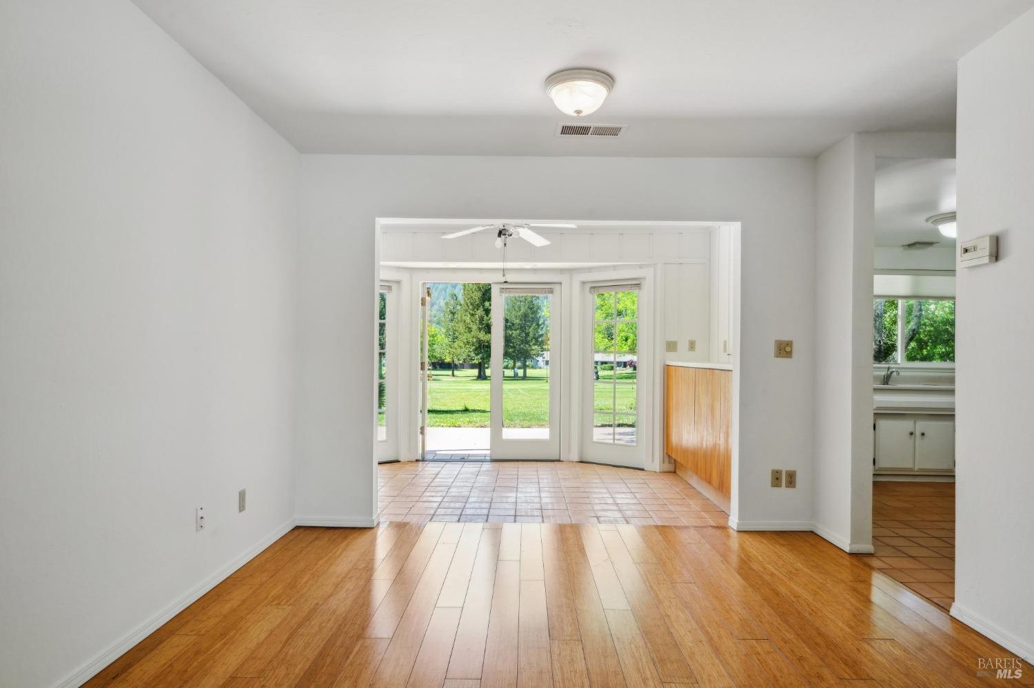 Detail Gallery Image 18 of 44 For 6620 Fairfield Dr, Santa Rosa,  CA 95409 - 3 Beds | 2 Baths
