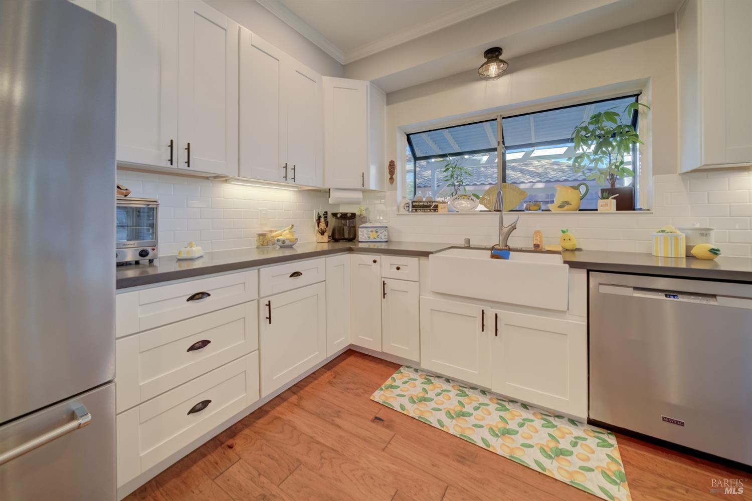 Detail Gallery Image 11 of 57 For 1025 Fallen Leaf Pl, Vacaville,  CA 95687 - 5 Beds | 3 Baths