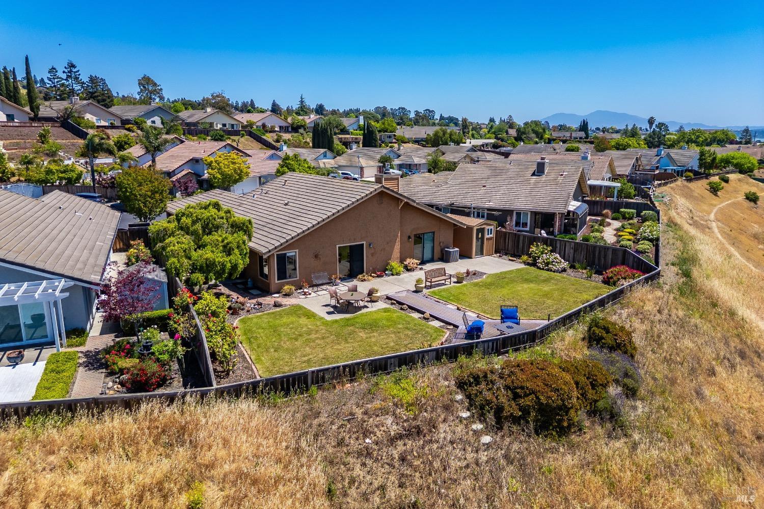 Detail Gallery Image 30 of 62 For 844 Corrigan Ct, Benicia,  CA 94510 - 3 Beds | 2 Baths