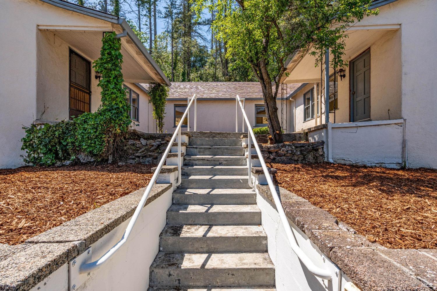 Detail Gallery Image 3 of 14 For 395 Circle Dr, Angwin,  CA 94508 - – Beds | – Baths