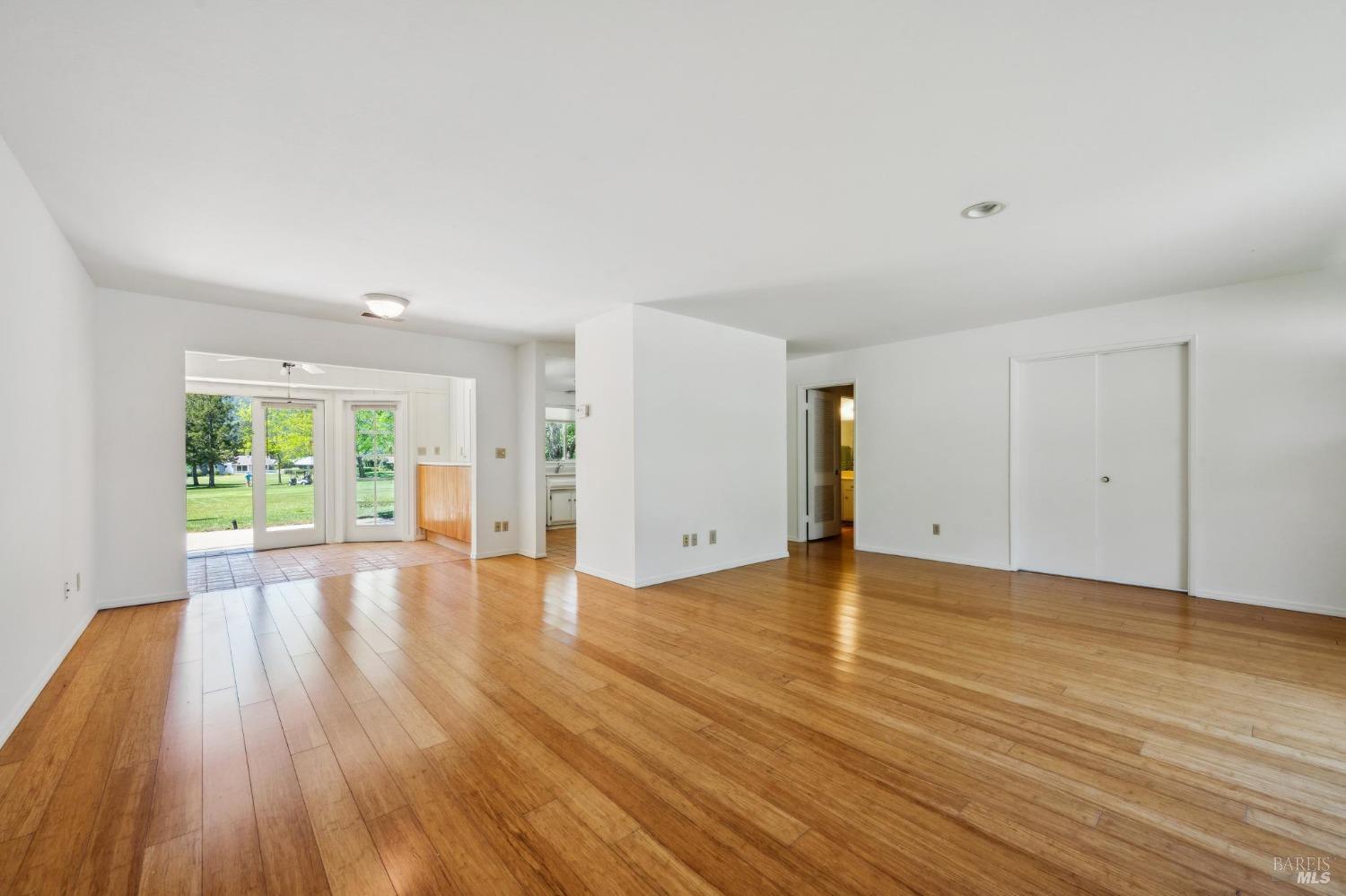 Detail Gallery Image 19 of 44 For 6620 Fairfield Dr, Santa Rosa,  CA 95409 - 3 Beds | 2 Baths