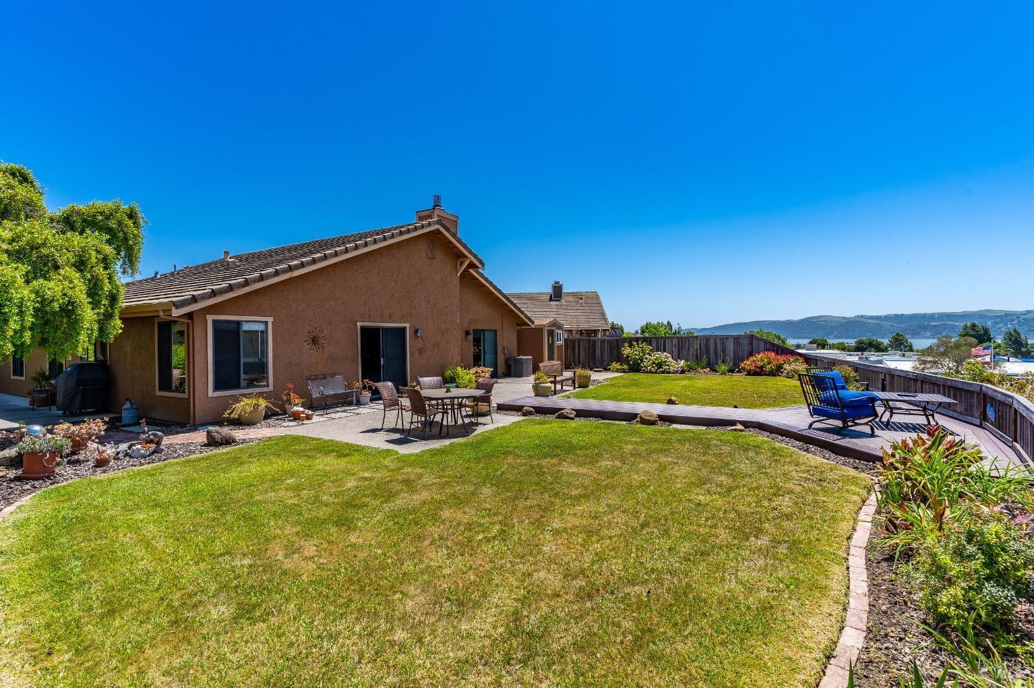 Detail Gallery Image 15 of 62 For 844 Corrigan Ct, Benicia,  CA 94510 - 3 Beds | 2 Baths