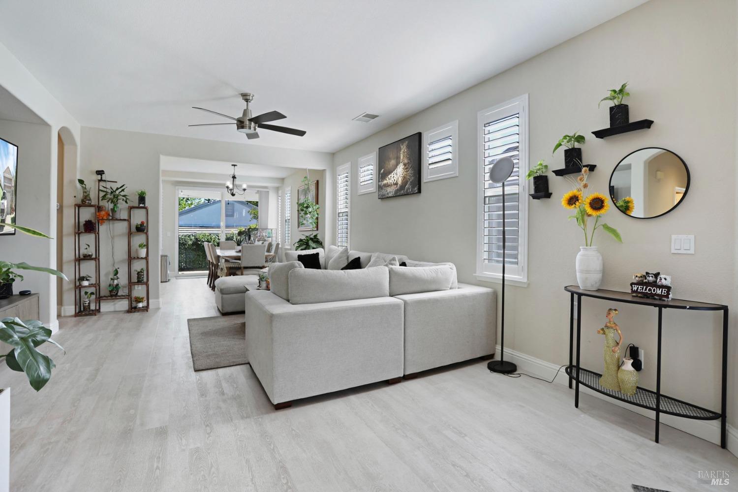 Detail Gallery Image 5 of 33 For 234 Cedar Ridge Dr, Rio Vista,  CA 94571 - 2 Beds | 2 Baths