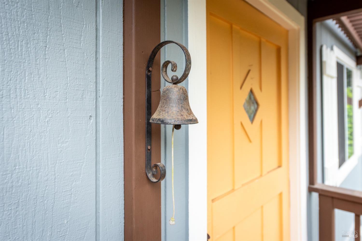 Detail Gallery Image 9 of 44 For 16635 Center Way, Guerneville,  CA 95446 - 3 Beds | 2/1 Baths