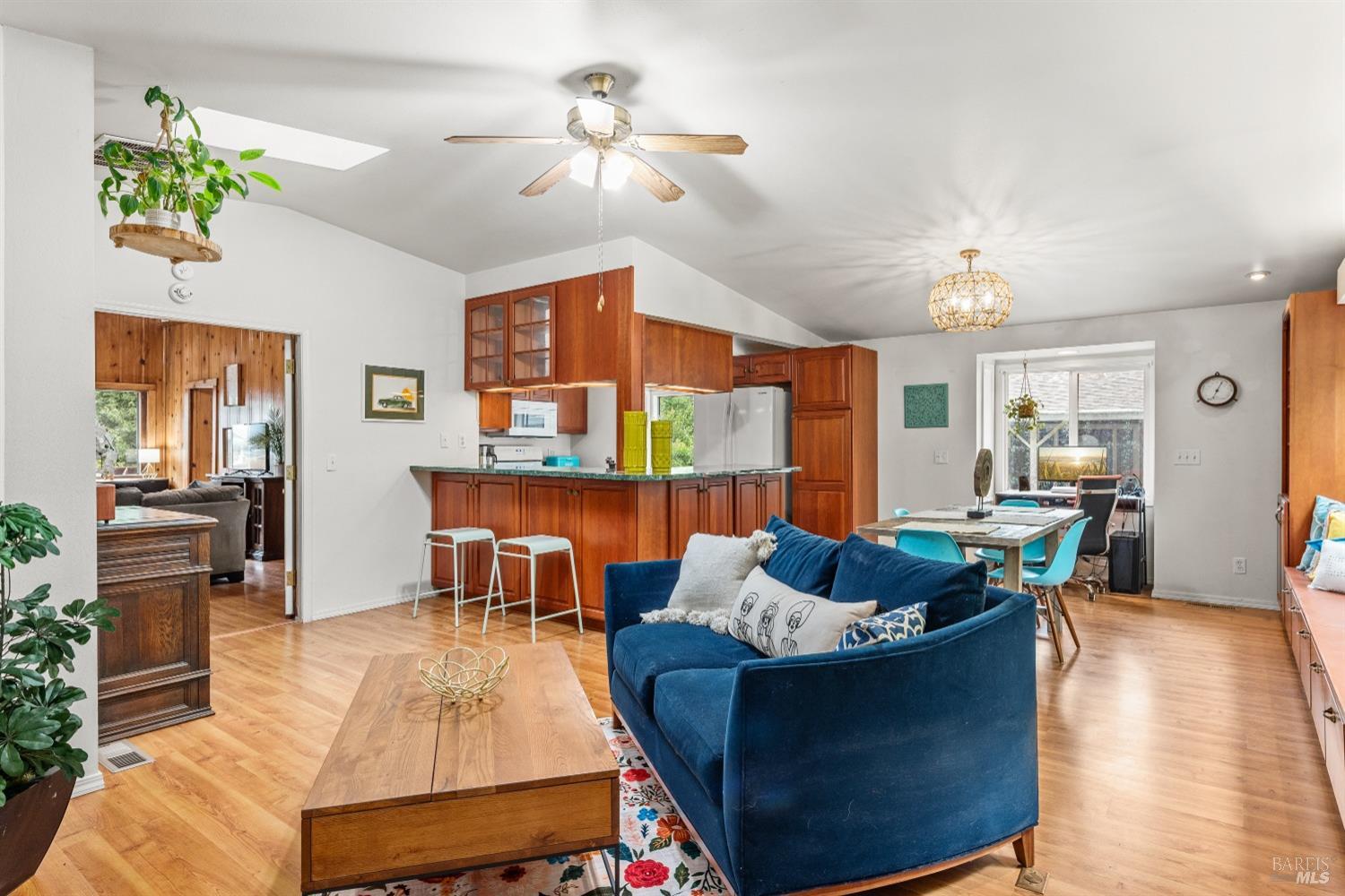 Detail Gallery Image 25 of 44 For 16635 Center Way, Guerneville,  CA 95446 - 3 Beds | 2/1 Baths