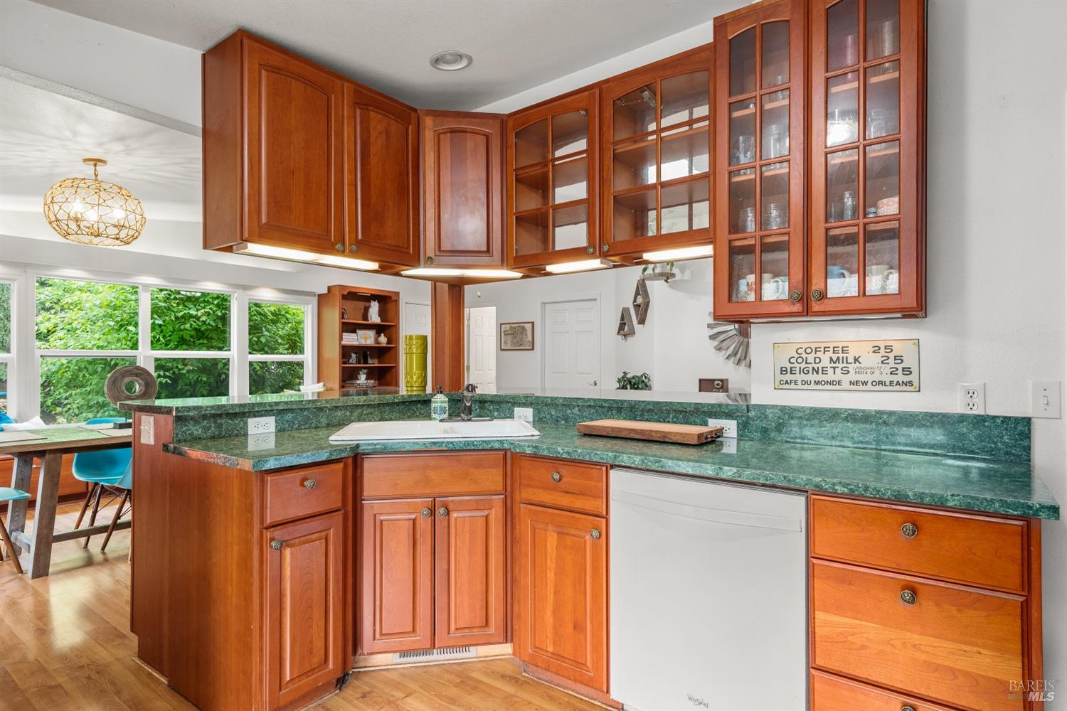 Detail Gallery Image 29 of 44 For 16635 Center Way, Guerneville,  CA 95446 - 3 Beds | 2/1 Baths