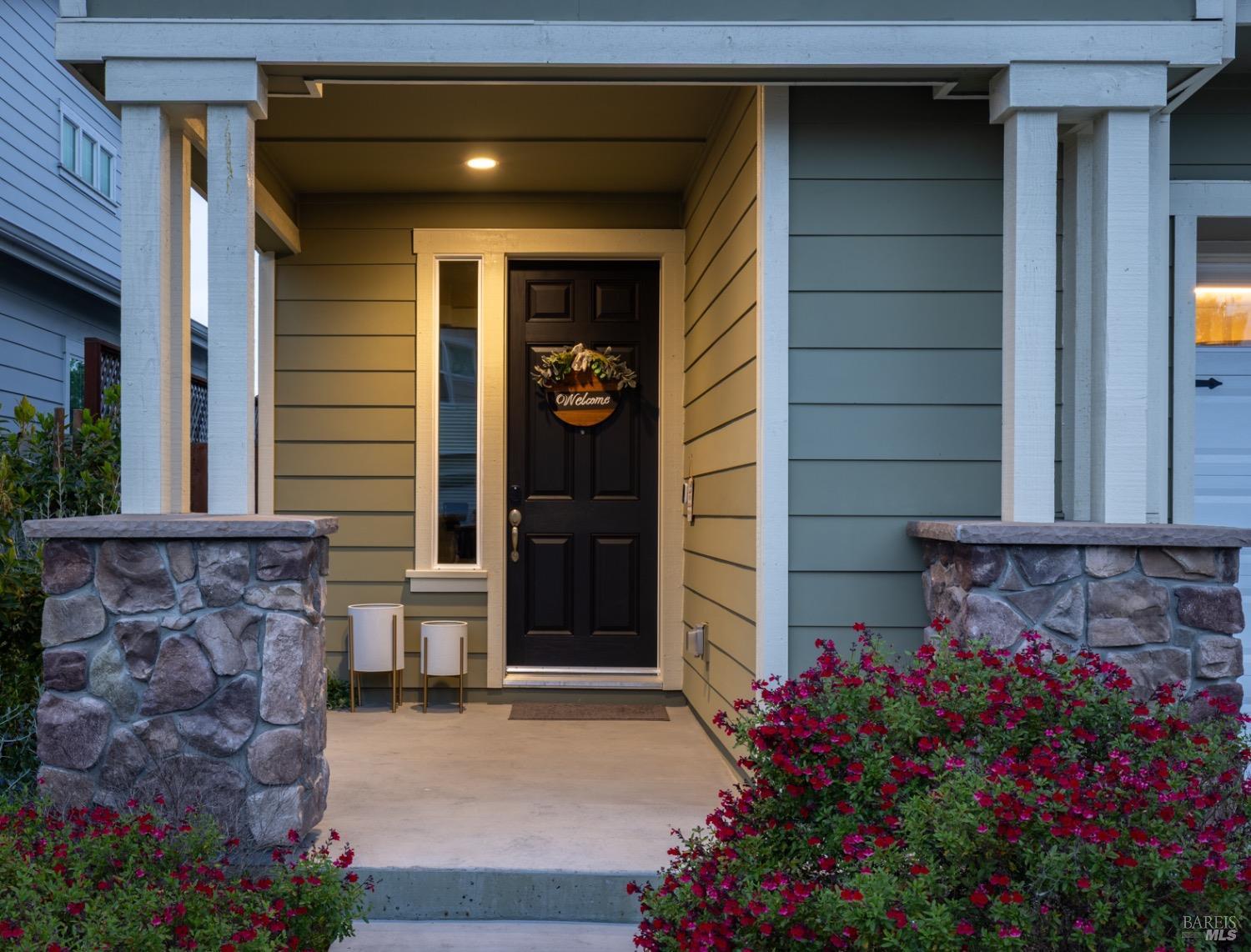 Detail Gallery Image 4 of 31 For 1434 Heather Dr, Santa Rosa,  CA 95401 - 3 Beds | 2/1 Baths