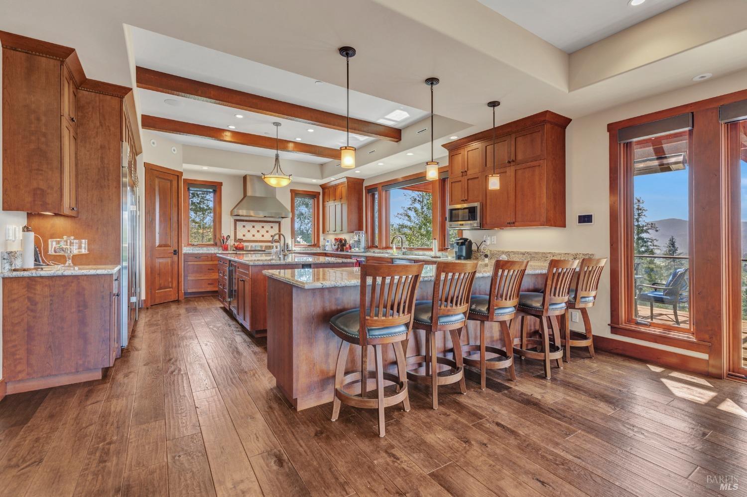 Detail Gallery Image 10 of 87 For 550 Meadowood Ln, Saint Helena,  CA 94574 - 6 Beds | 6 Baths
