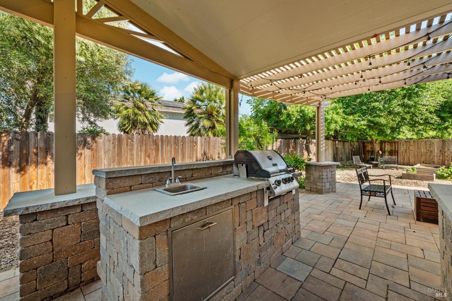 Detail Gallery Image 48 of 63 For 525 Boone Dr, Vacaville,  CA 95687 - 6 Beds | 3 Baths