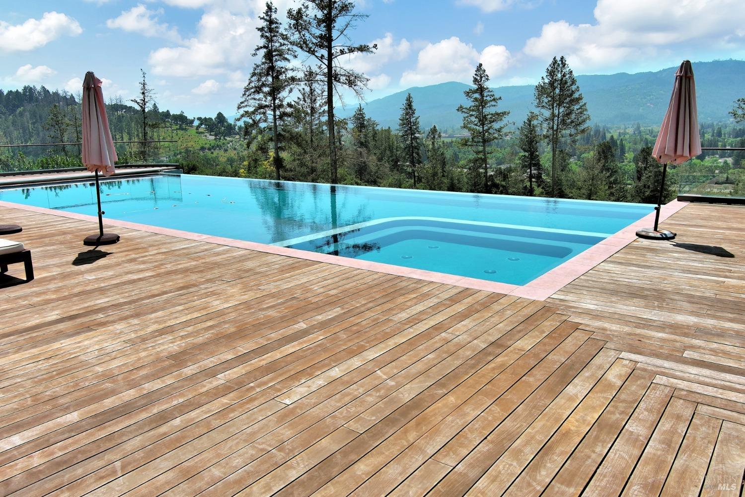 Detail Gallery Image 67 of 87 For 550 Meadowood Ln, Saint Helena,  CA 94574 - 6 Beds | 6 Baths