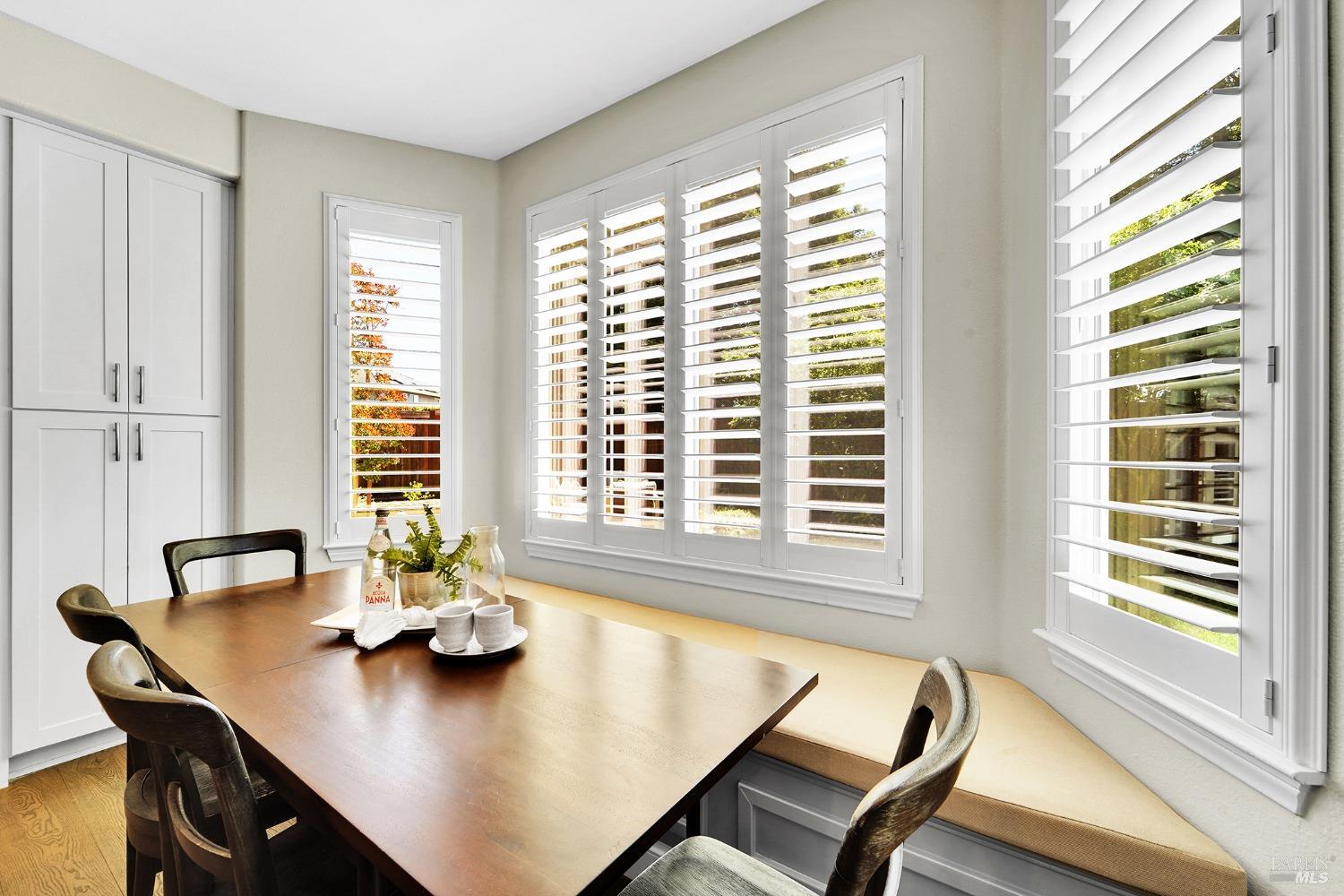 Detail Gallery Image 25 of 62 For 653 Robinson Way, Benicia,  CA 94510 - 5 Beds | 4 Baths