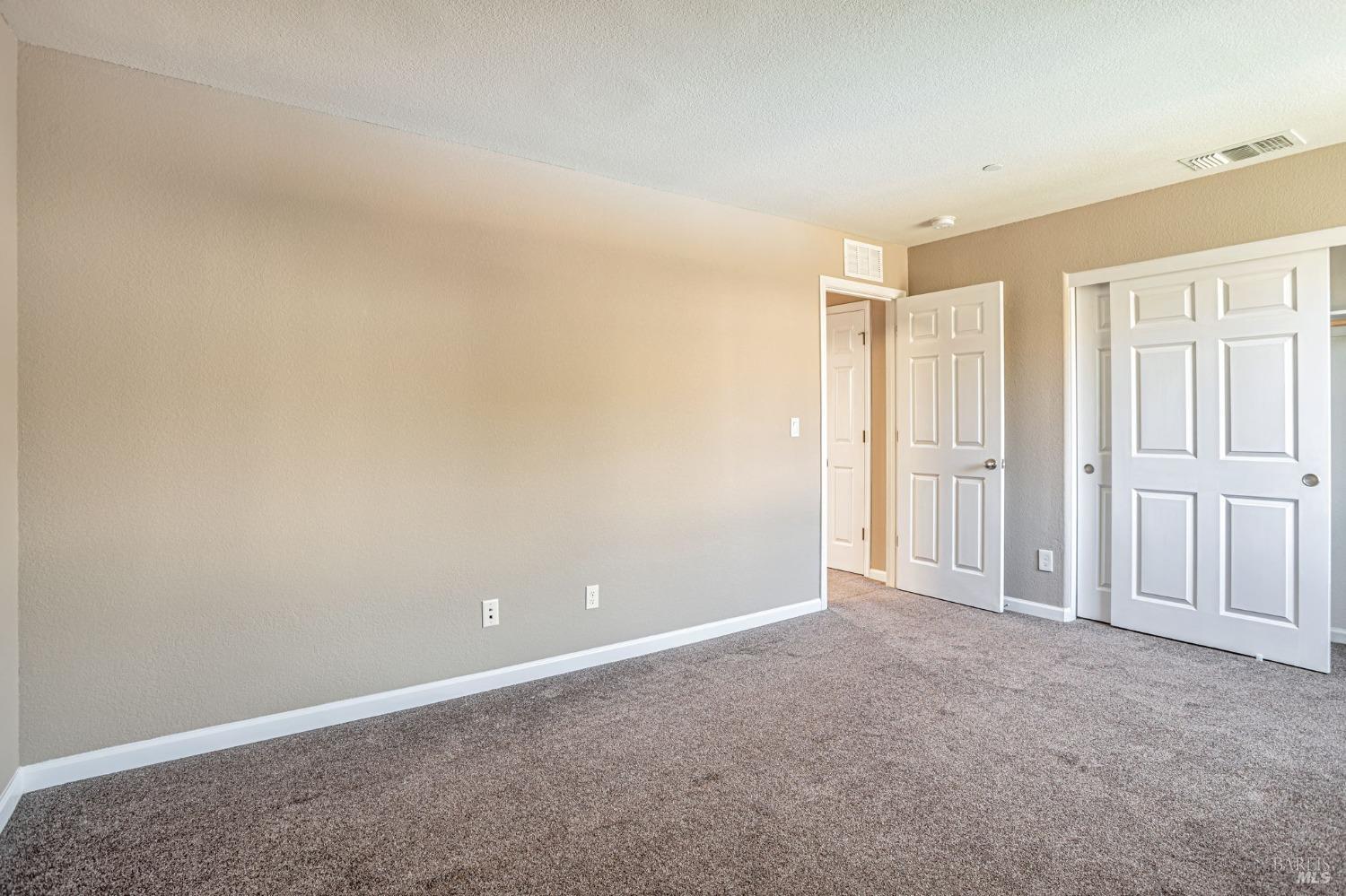 Detail Gallery Image 29 of 48 For 2428 Sanders Ln, Fairfield,  CA 94533 - 5 Beds | 3/1 Baths