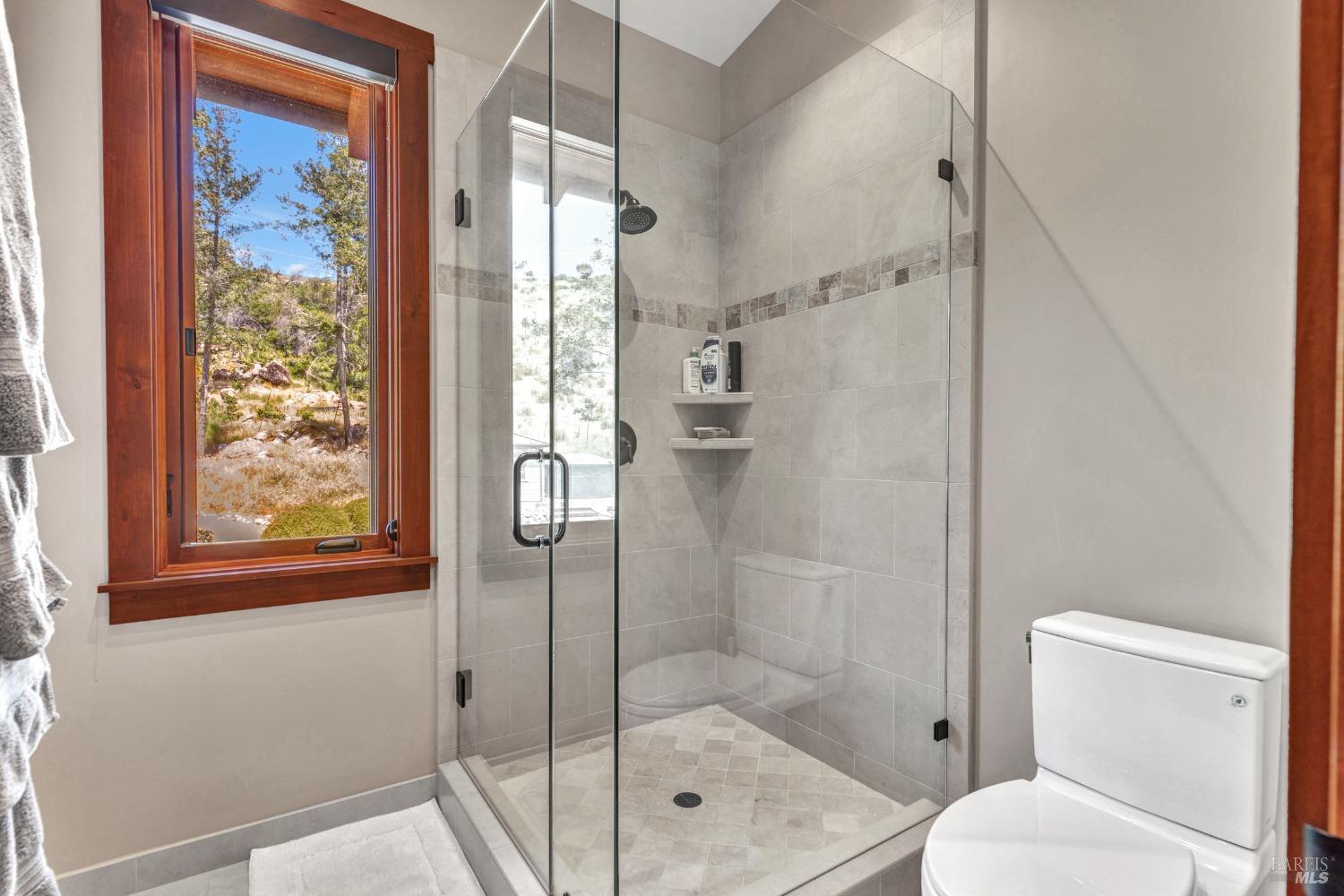 Detail Gallery Image 39 of 87 For 550 Meadowood Ln, Saint Helena,  CA 94574 - 6 Beds | 6 Baths