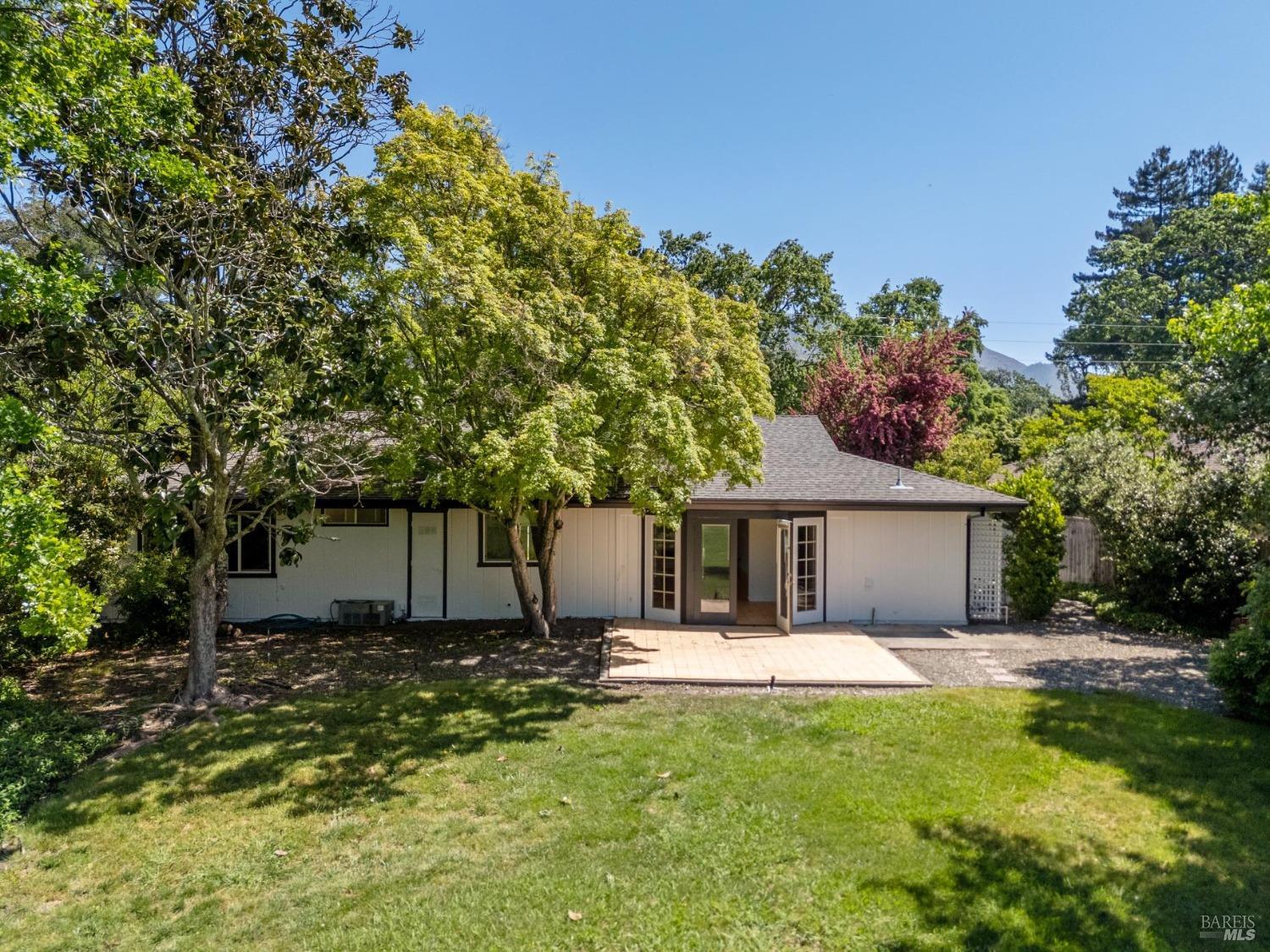 Detail Gallery Image 33 of 44 For 6620 Fairfield Dr, Santa Rosa,  CA 95409 - 3 Beds | 2 Baths