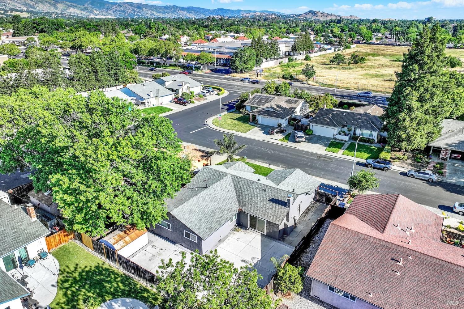 Detail Gallery Image 39 of 52 For 106 Ramsey Dr, Vacaville,  CA 95687 - 4 Beds | 2 Baths