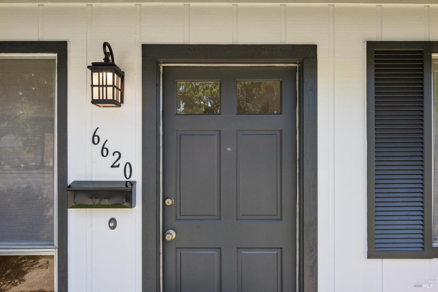 Detail Gallery Image 11 of 44 For 6620 Fairfield Dr, Santa Rosa,  CA 95409 - 3 Beds | 2 Baths