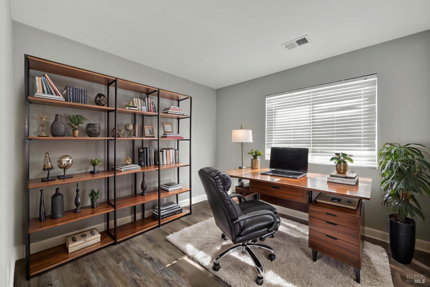 Detail Gallery Image 7 of 52 For 106 Ramsey Dr, Vacaville,  CA 95687 - 4 Beds | 2 Baths