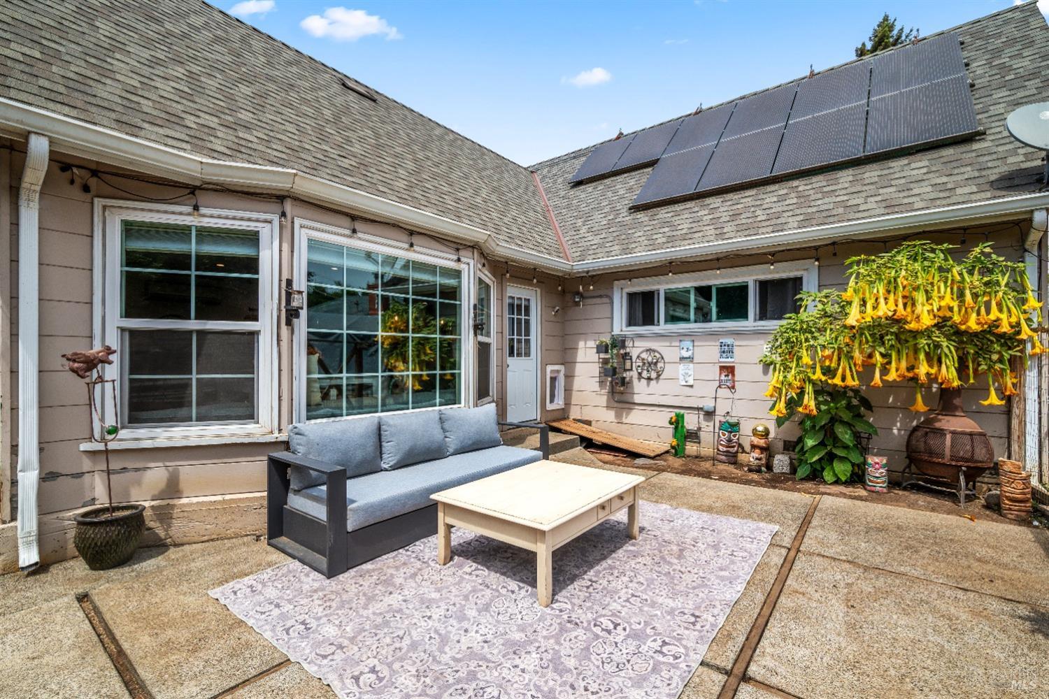 Del Mar Court, Vallejo, California image 32