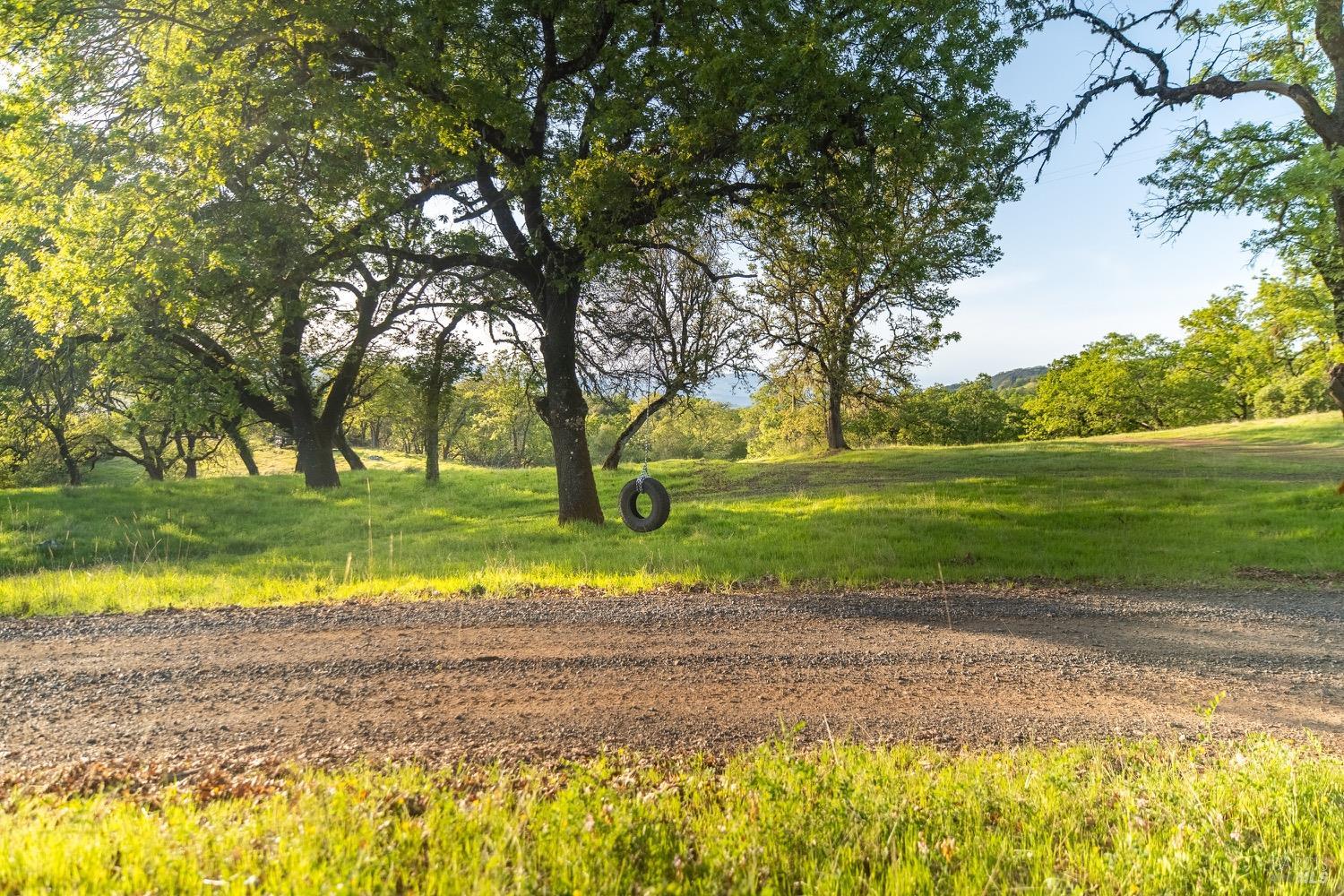 Detail Gallery Image 38 of 64 For 2389 Twining Rd, Talmage,  CA 95481 - 3 Beds | 2/1 Baths