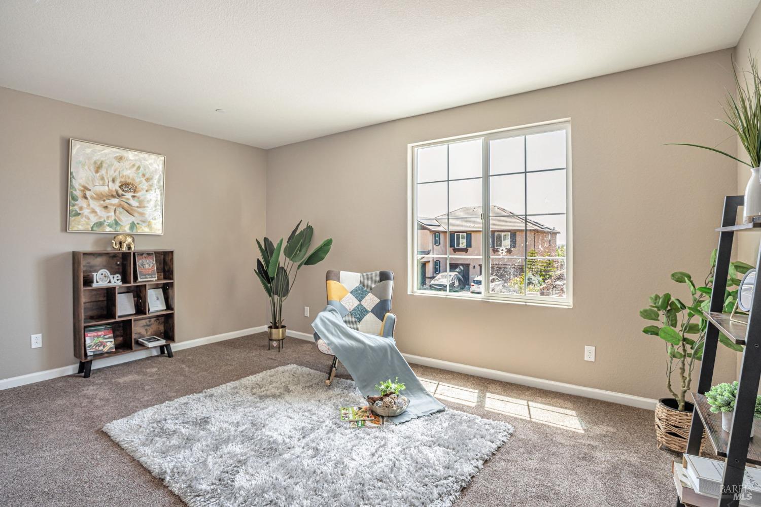 Detail Gallery Image 18 of 48 For 2428 Sanders Ln, Fairfield,  CA 94533 - 5 Beds | 3/1 Baths