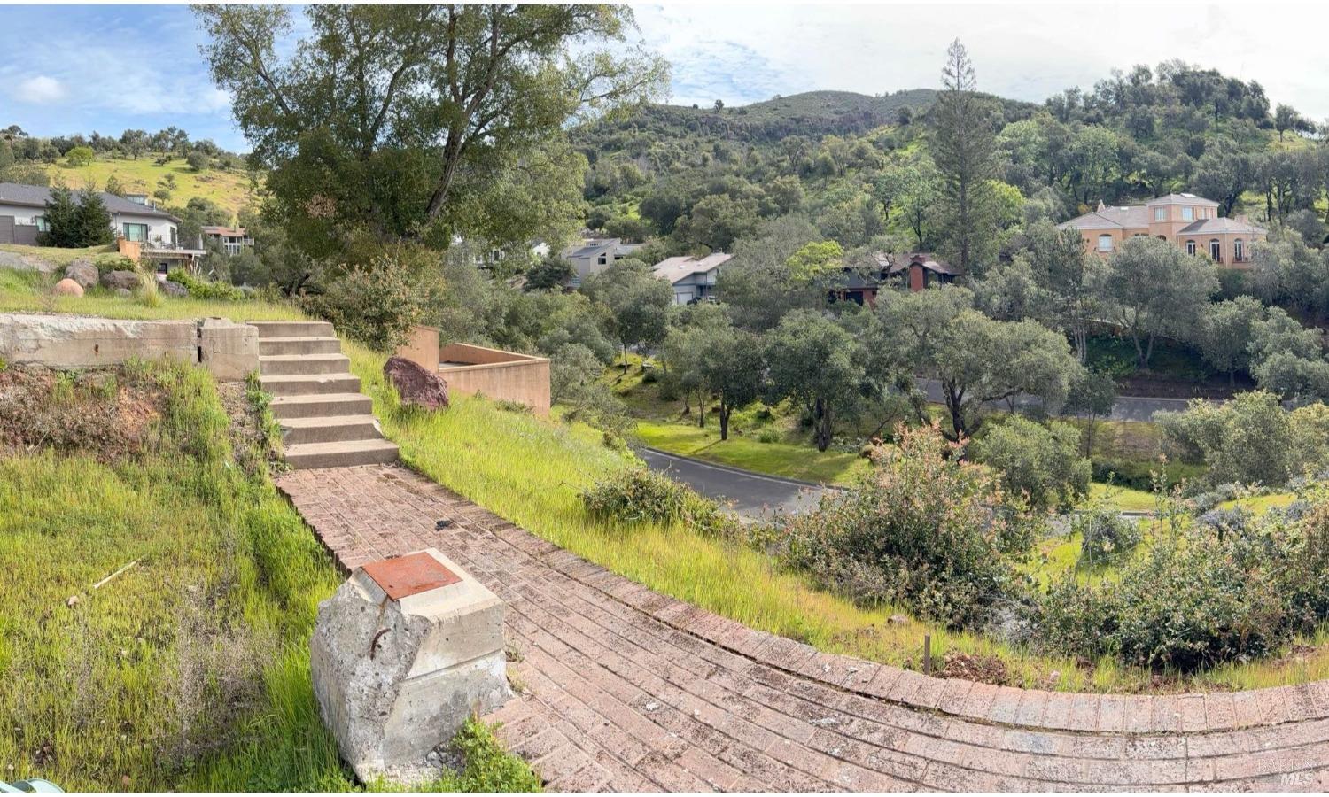 Detail Gallery Image 9 of 14 For 540 Westgate Dr, Napa,  CA 94558 - – Beds | – Baths