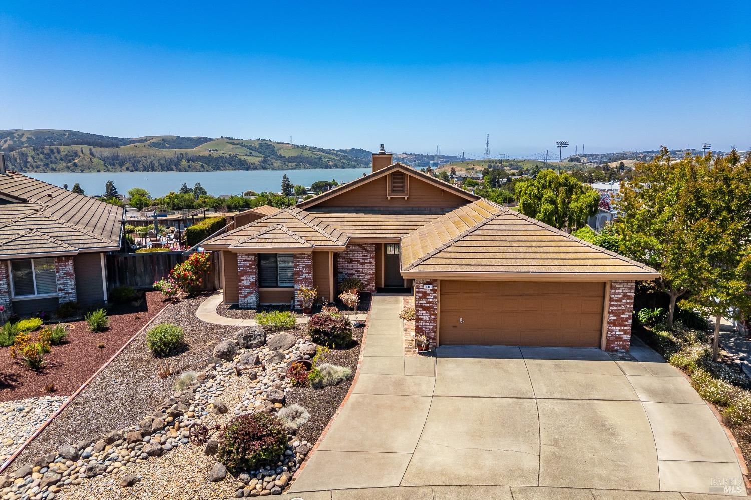 Detail Gallery Image 24 of 62 For 844 Corrigan Ct, Benicia,  CA 94510 - 3 Beds | 2 Baths