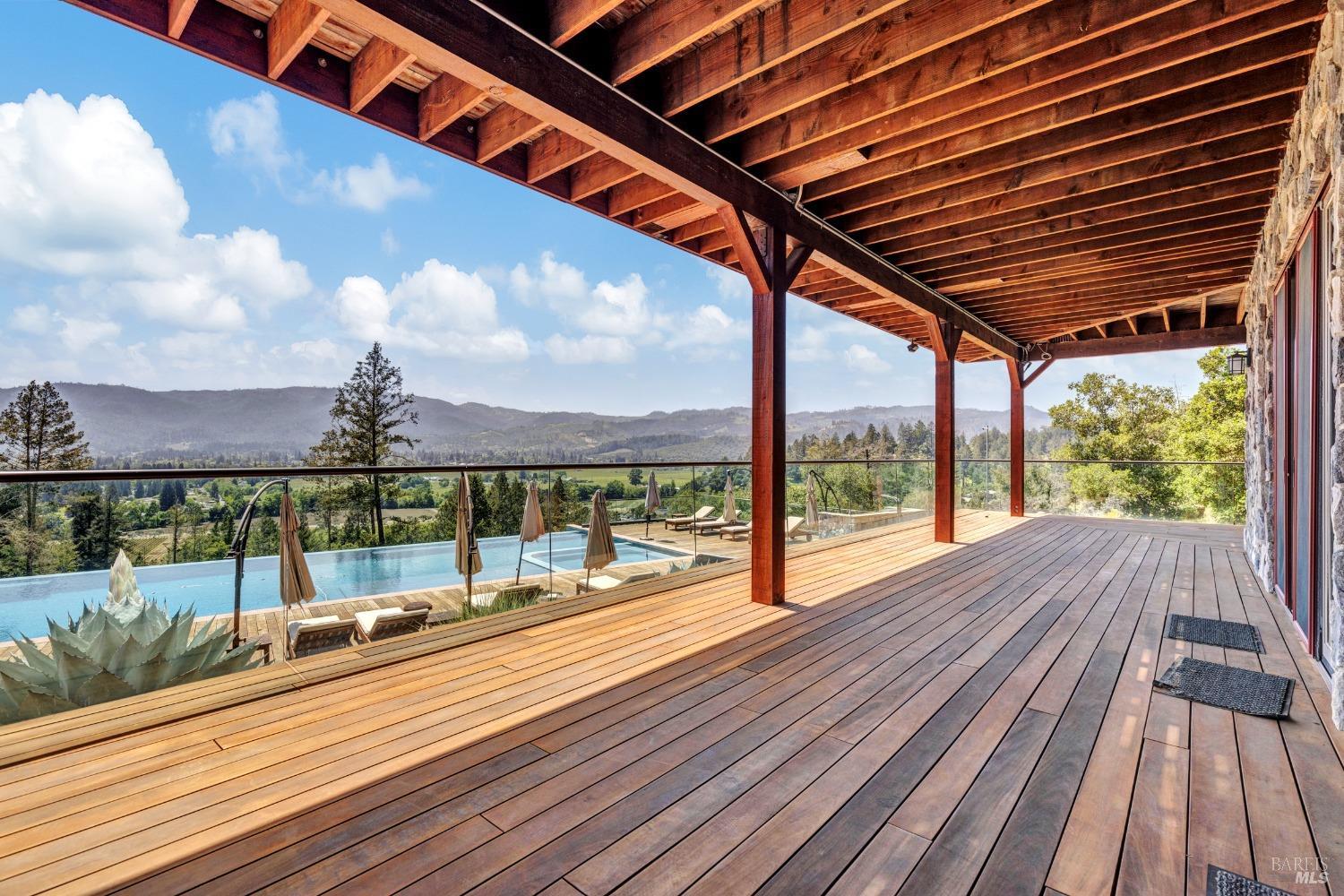 Detail Gallery Image 51 of 87 For 550 Meadowood Ln, Saint Helena,  CA 94574 - 6 Beds | 6 Baths