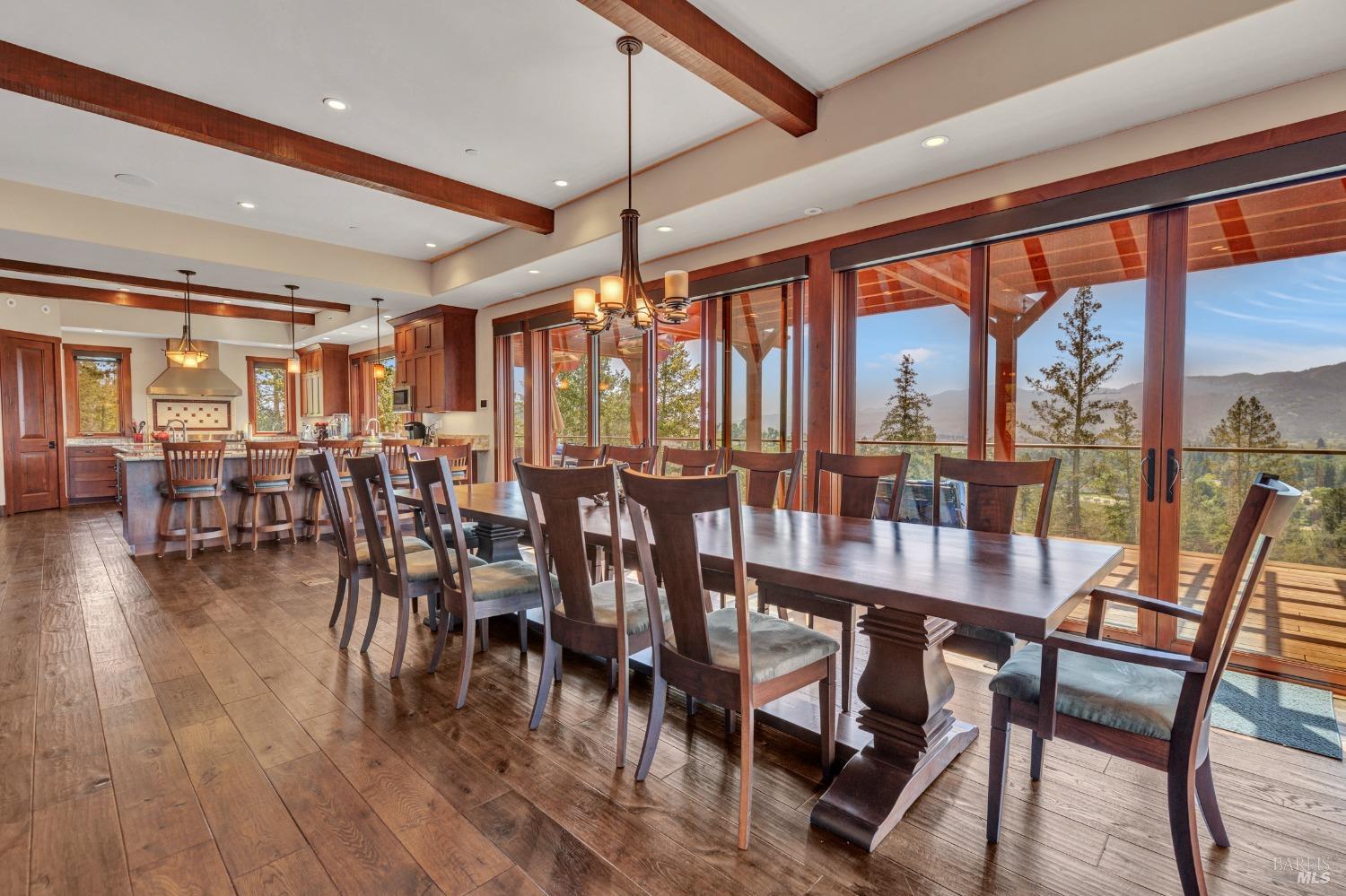 Detail Gallery Image 7 of 87 For 550 Meadowood Ln, Saint Helena,  CA 94574 - 6 Beds | 6 Baths