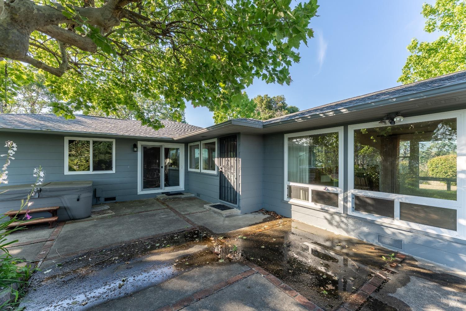 Detail Gallery Image 30 of 36 For 1851 Ridge Rd, Ukiah,  CA 95482 - 3 Beds | 3 Baths