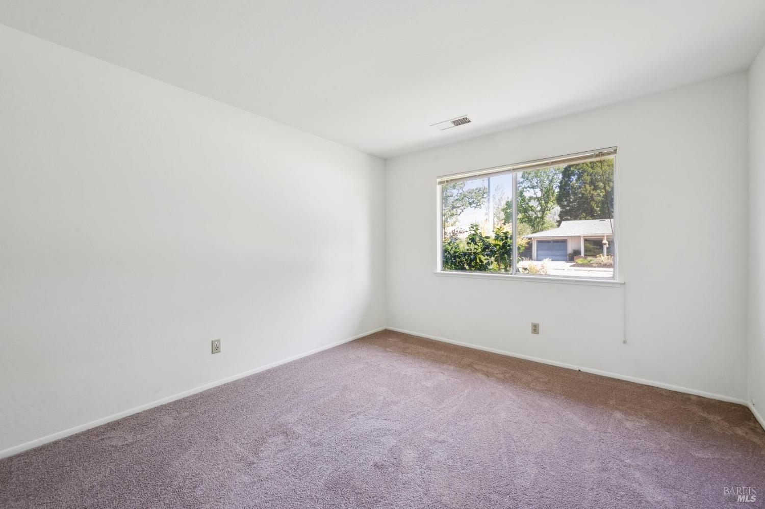 Detail Gallery Image 22 of 44 For 6620 Fairfield Dr, Santa Rosa,  CA 95409 - 3 Beds | 2 Baths