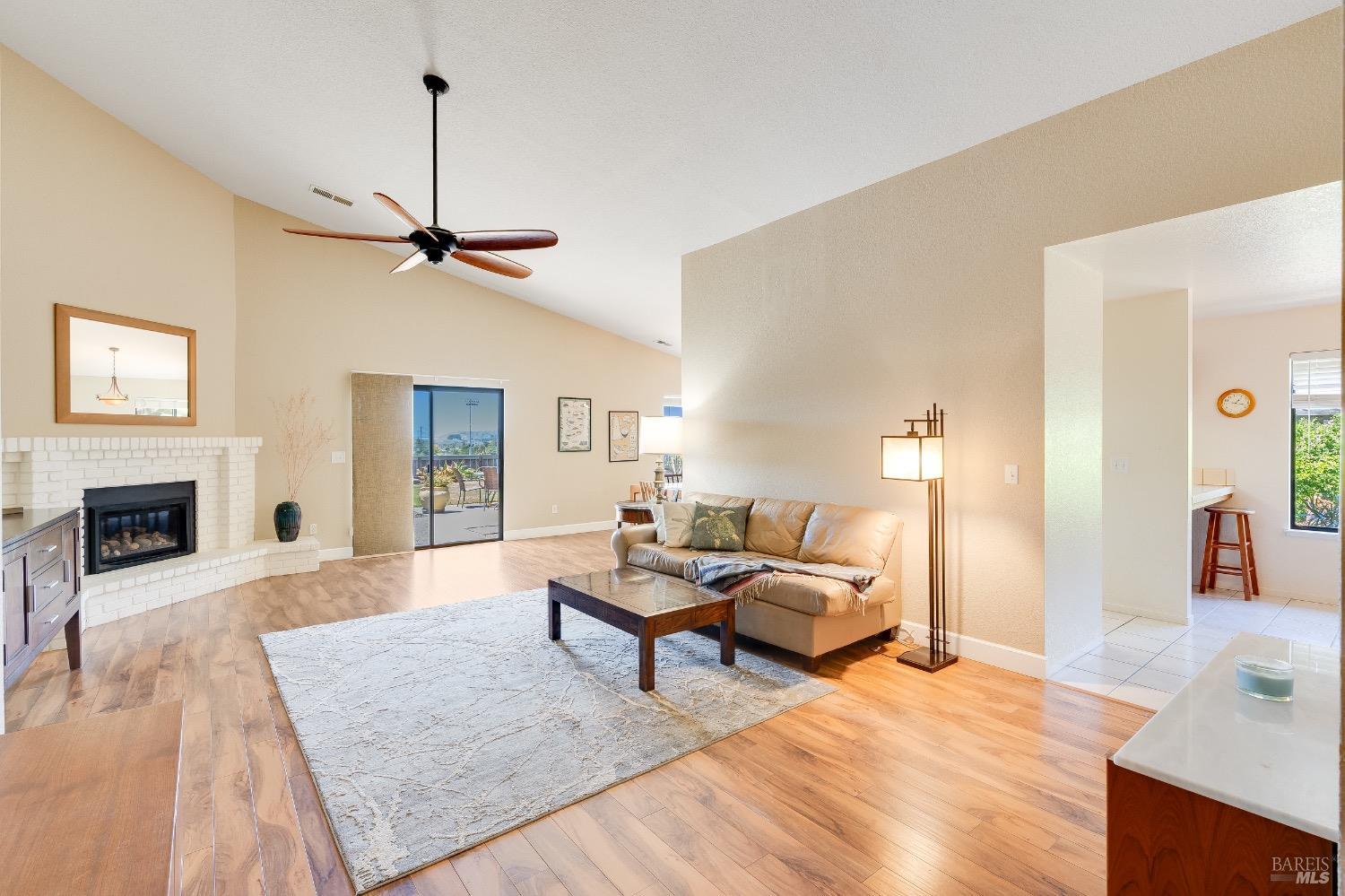 Detail Gallery Image 35 of 62 For 844 Corrigan Ct, Benicia,  CA 94510 - 3 Beds | 2 Baths