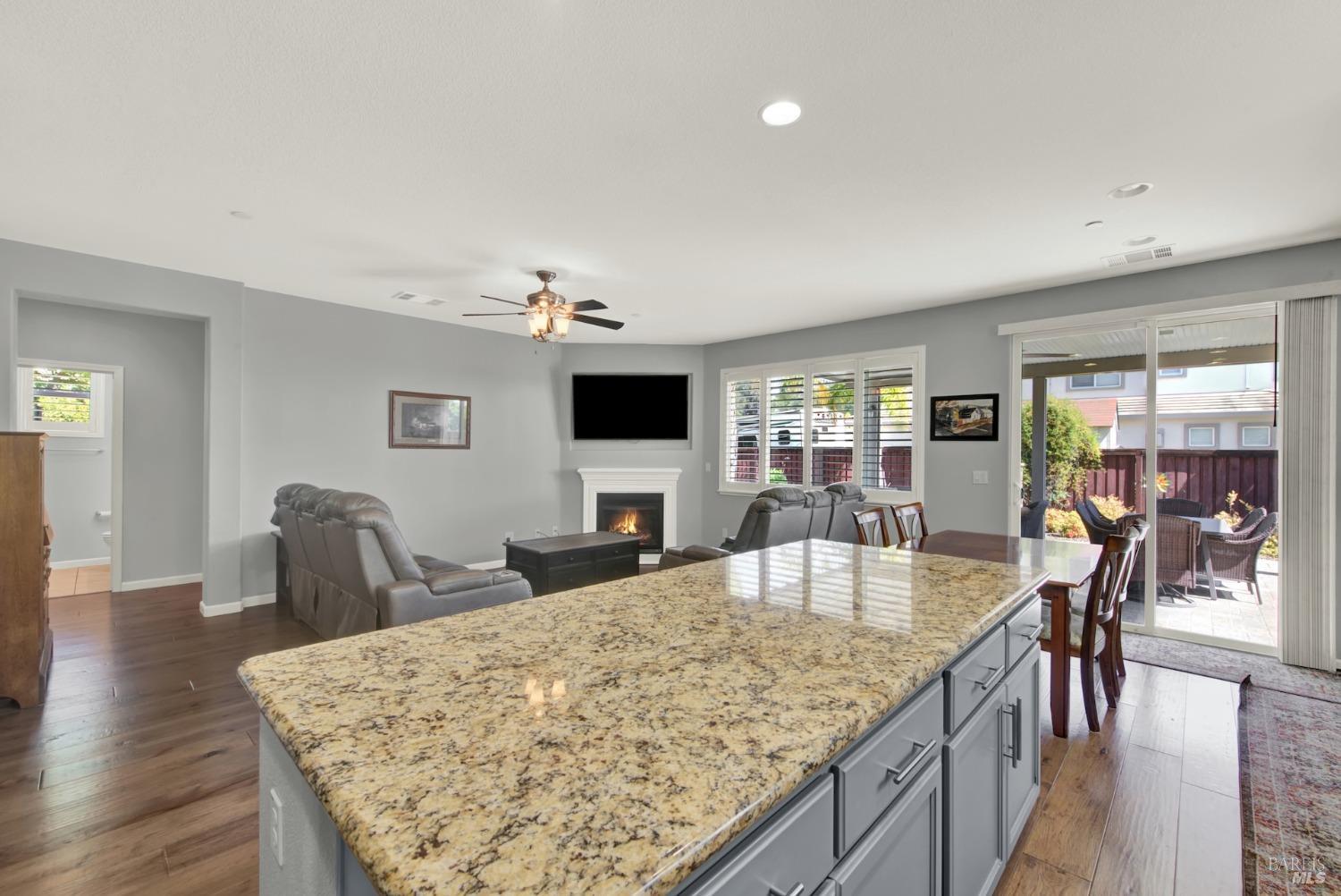 Detail Gallery Image 30 of 78 For 1870 Beacon Falls Way, Fairfield,  CA 94533 - 4 Beds | 3 Baths